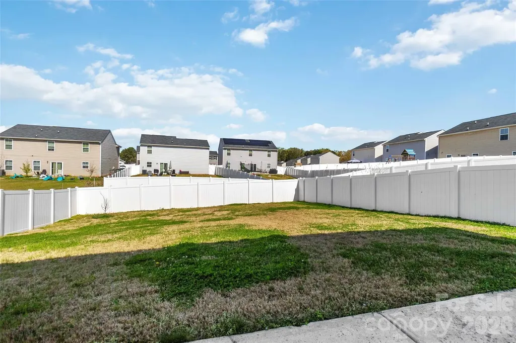5127 Merwyn Avenue Charlotte NC 28215