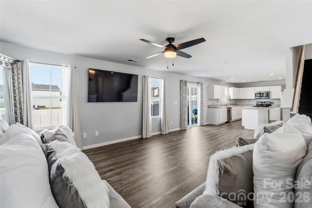 5127 Merwyn Avenue Charlotte NC 28215