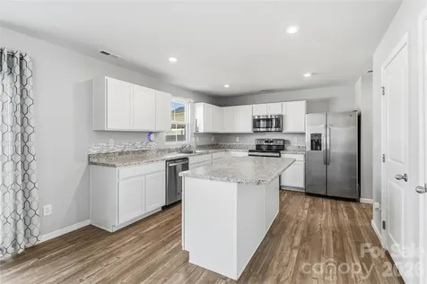 5127 Merwyn Avenue Charlotte NC 28215