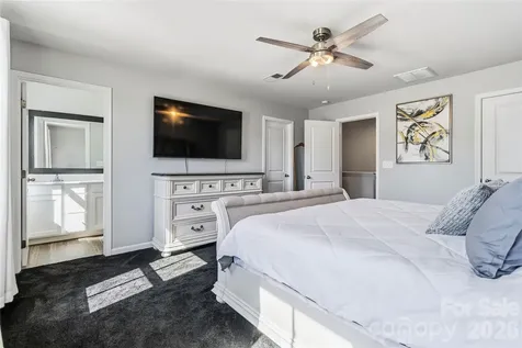 5127 Merwyn Avenue Charlotte NC 28215