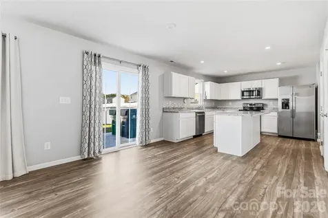 5127 Merwyn Avenue Charlotte NC 28215