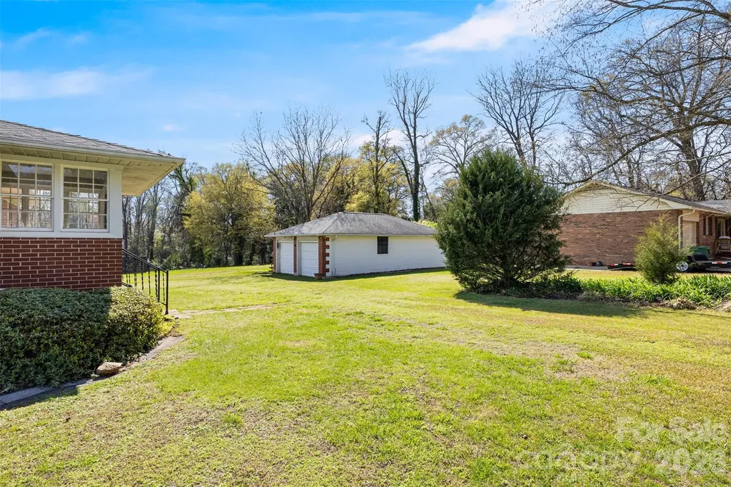 116 Crest Street Mount Holly NC 28120