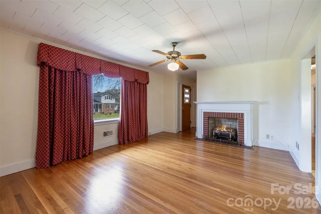 116 Crest Street Mount Holly NC 28120