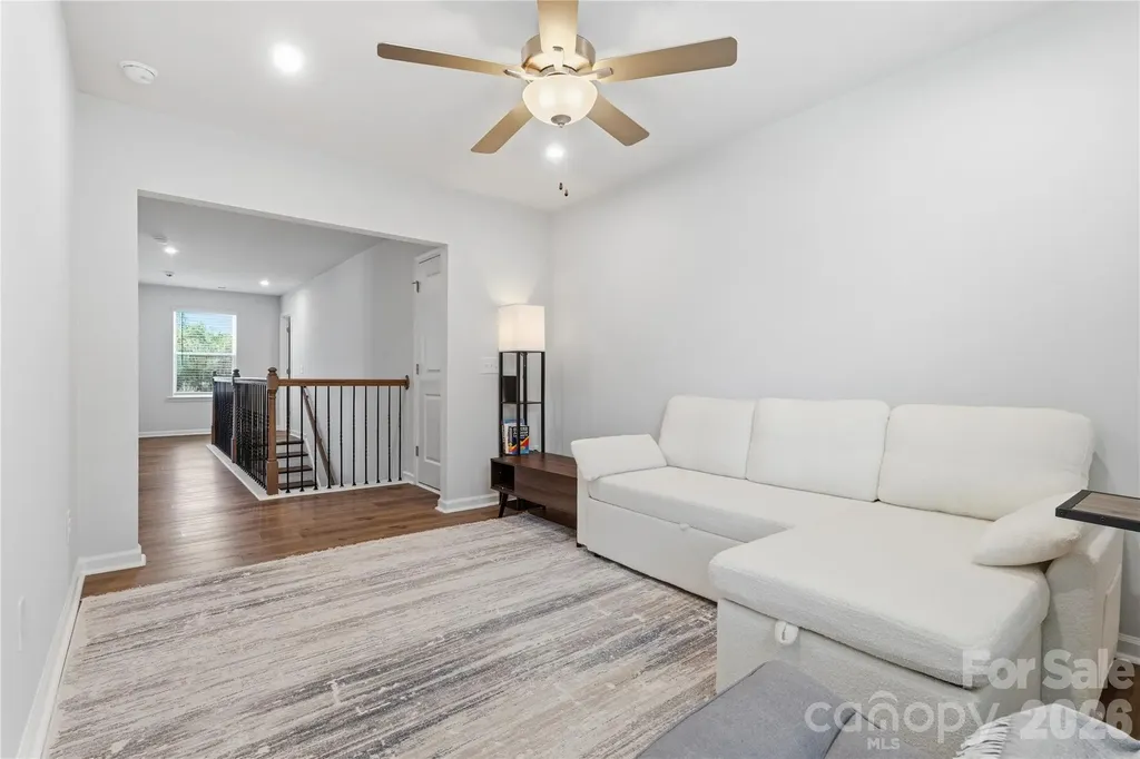 4011 Vista Pine Drive Charlotte NC 28215