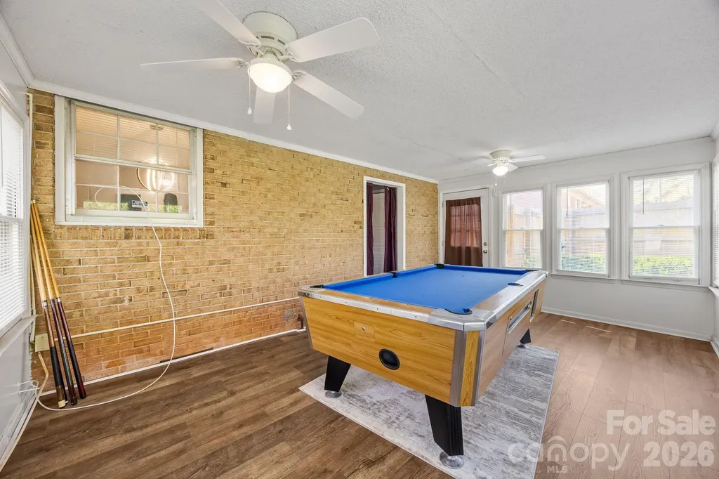 1009 Union Terrace Gastonia NC 28056