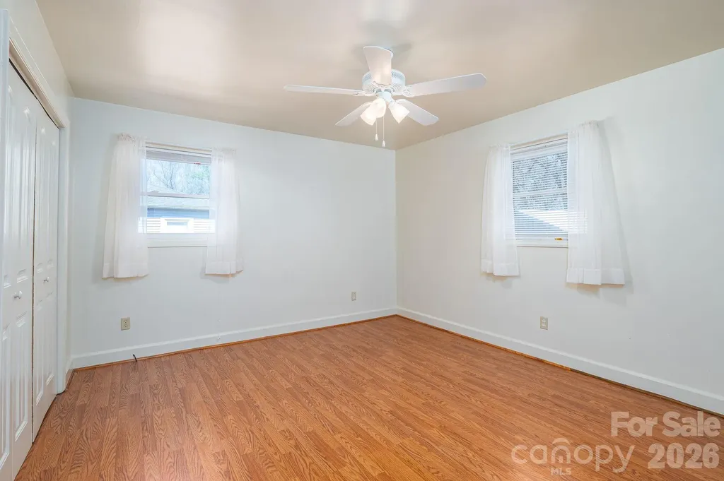 608 N State Street Lincolnton NC 28092