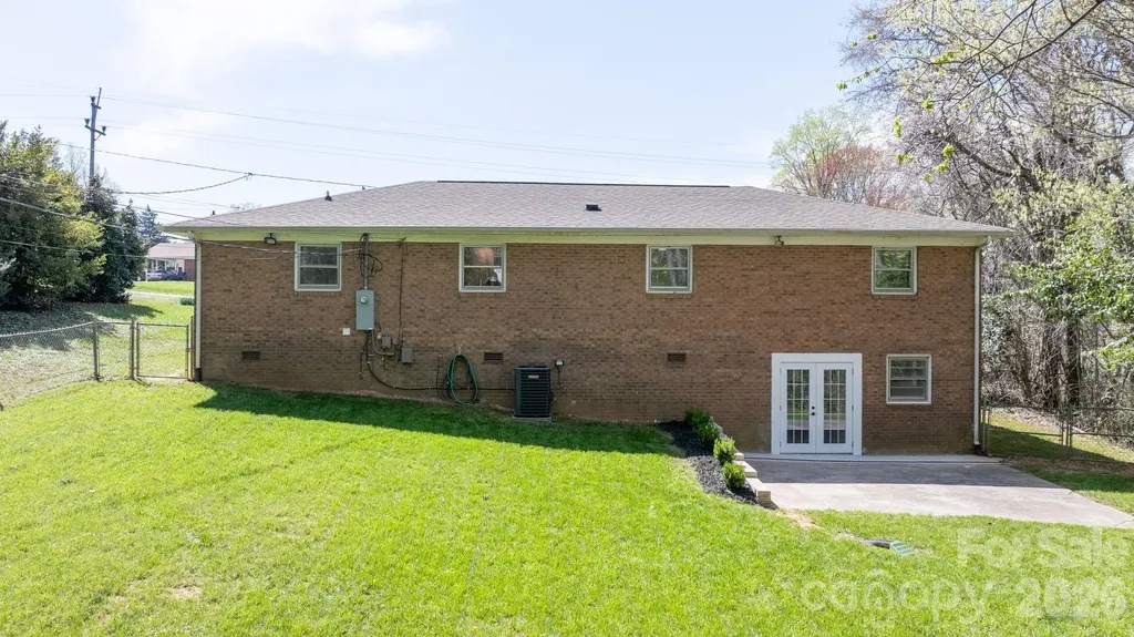 307 W Park Drive Stanley NC 28164