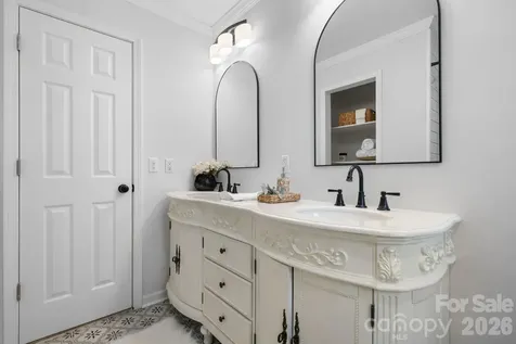 307 W Park Drive Stanley NC 28164