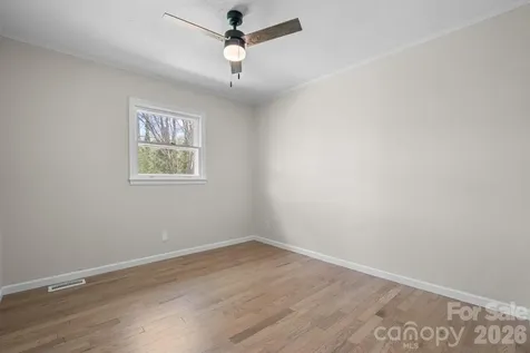 307 W Park Drive Stanley NC 28164