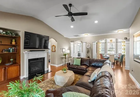 596 Rosemary Lane Tega Cay SC 29708