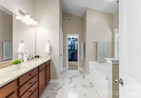 596 Rosemary Lane Tega Cay SC 29708