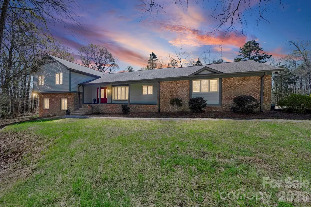 208 Falcon Drive Concord NC 28025