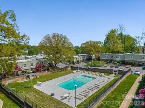2636 Park Road Charlotte NC 28209