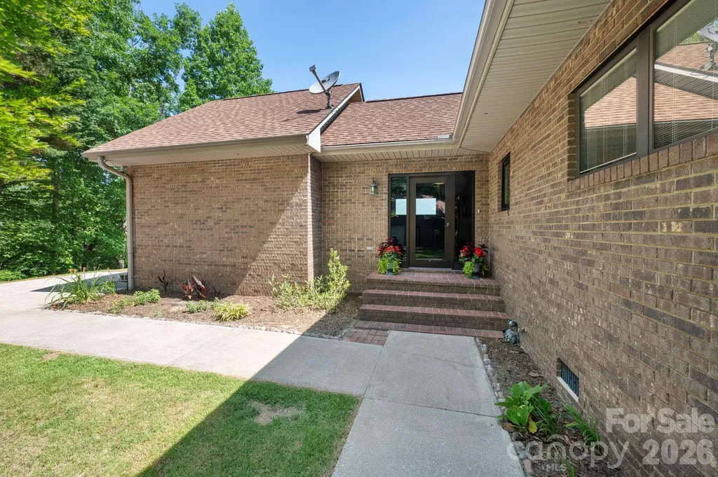 156 Gilliam Road Old Fort NC 28762
