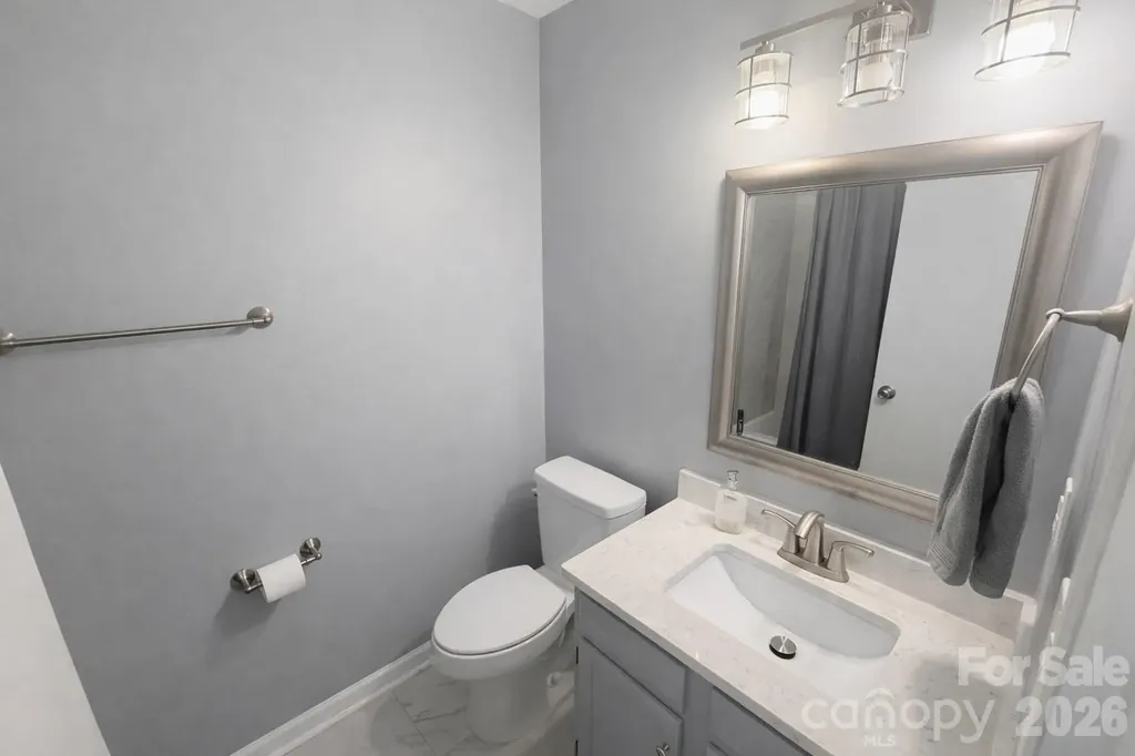 6106 Meadow Rose Lane Charlotte NC 28215