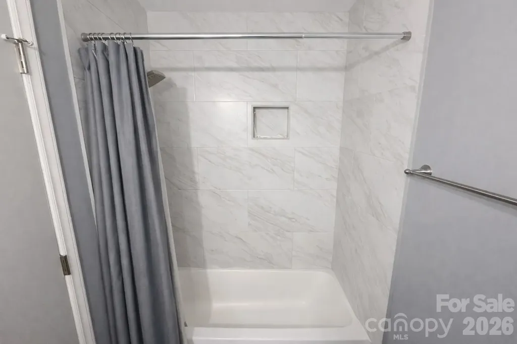 6106 Meadow Rose Lane Charlotte NC 28215