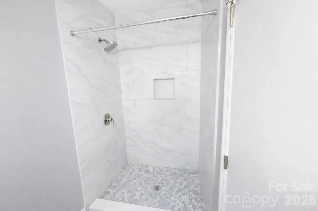 6106 Meadow Rose Lane Charlotte NC 28215