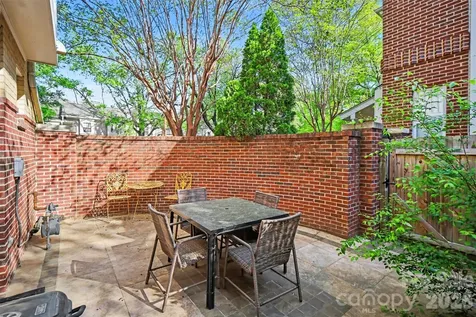 701 E 8th Street Charlotte NC 28202