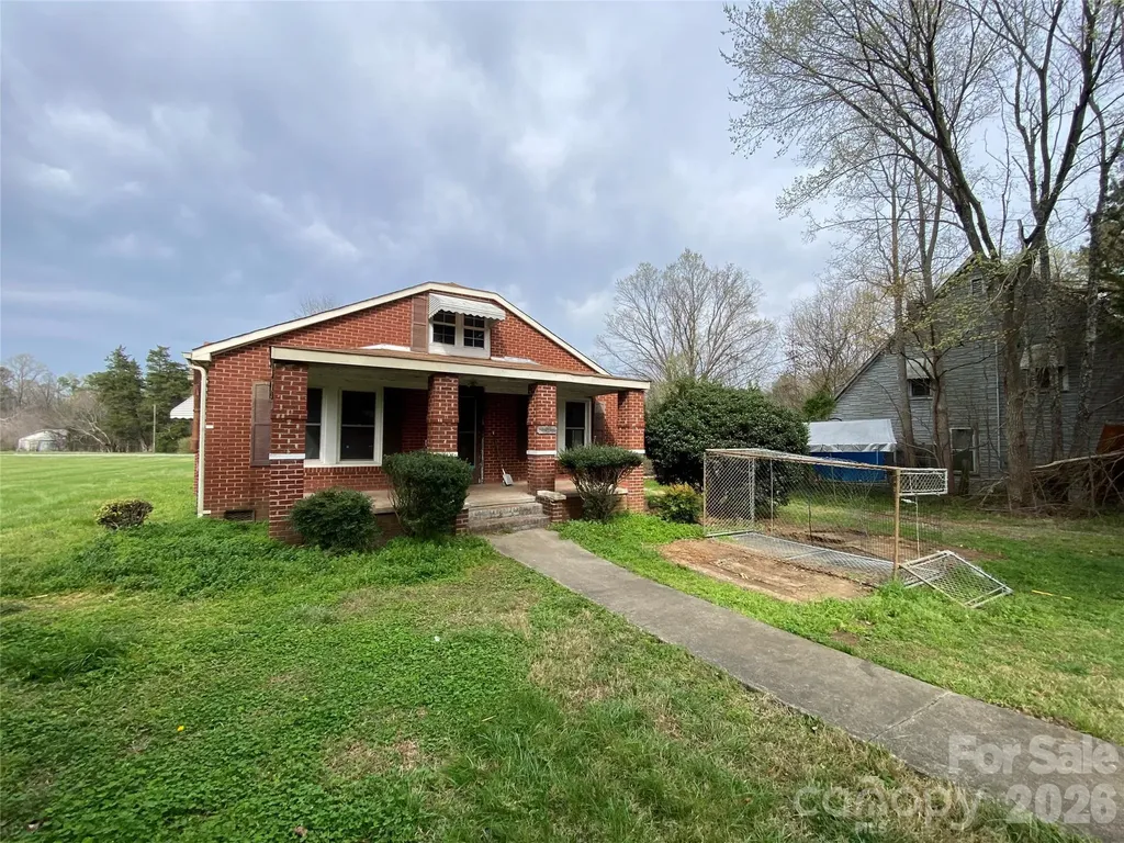 705 E Main Street Cleveland NC 27013