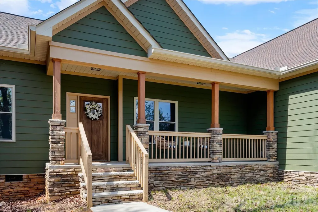 12057 Mariners Cove Court Lancaster SC 29720