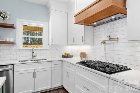 12057 Mariners Cove Court Lancaster SC 29720
