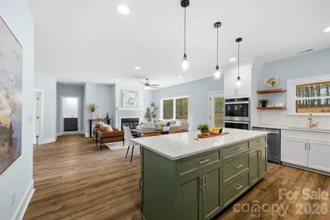 12057 Mariners Cove Court Lancaster SC 29720