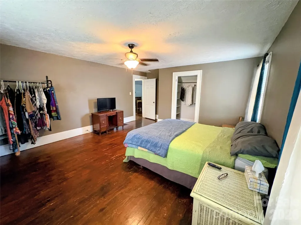 416 S Race Street Statesville NC 28677
