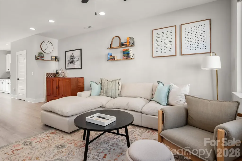 566 West End Drive Charlotte NC 28208