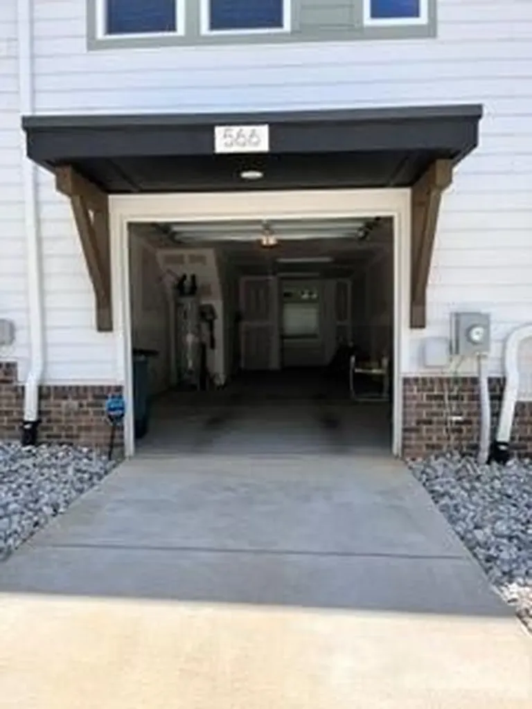 566 West End Drive Charlotte NC 28208