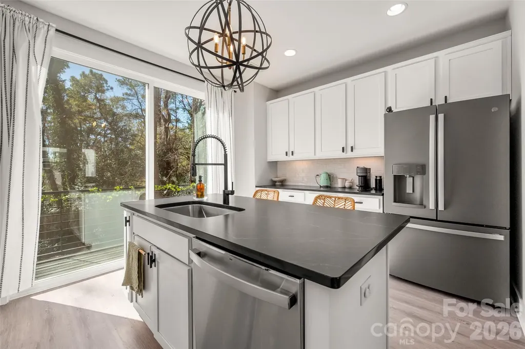566 West End Drive Charlotte NC 28208