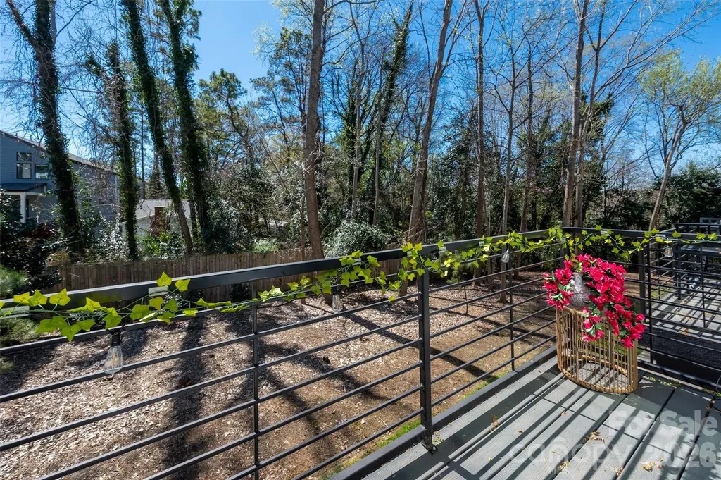 566 West End Drive Charlotte NC 28208