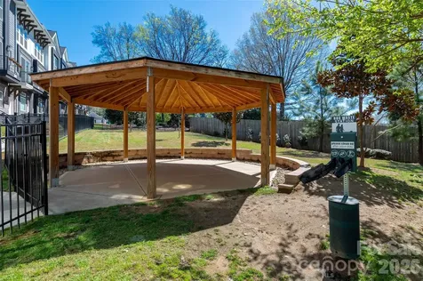 566 West End Drive Charlotte NC 28208