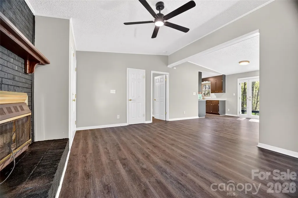 1919 Oak Hollow Road Gastonia NC 28054