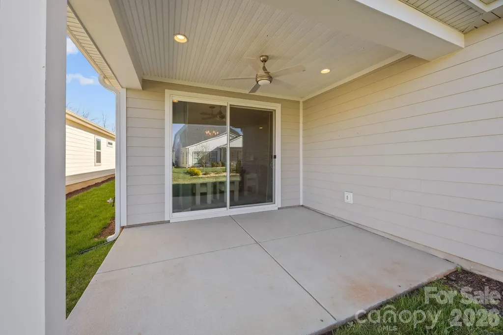 5968 Pier Drive Denver NC 28037