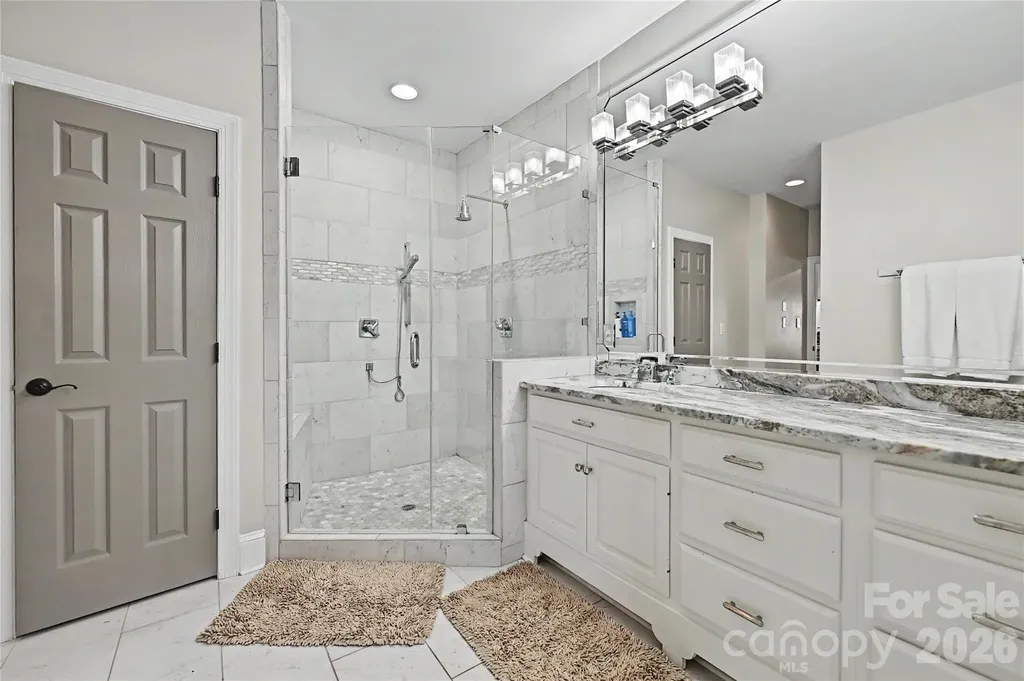 4841 Mountain Point Lane Charlotte NC 28216