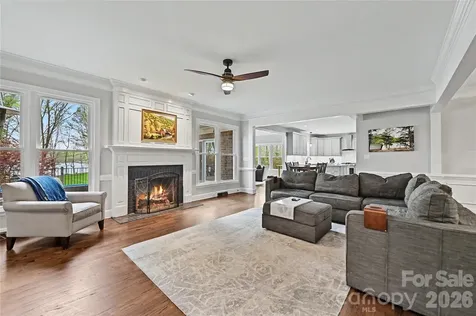 4841 Mountain Point Lane Charlotte NC 28216
