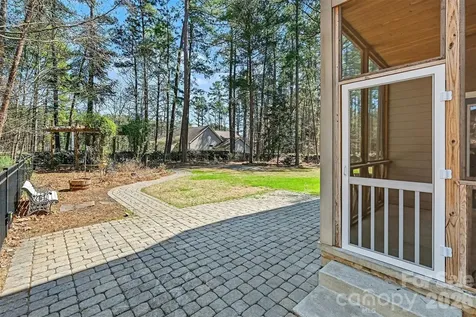 1156 Nixon Heights Lane Denver NC 28037