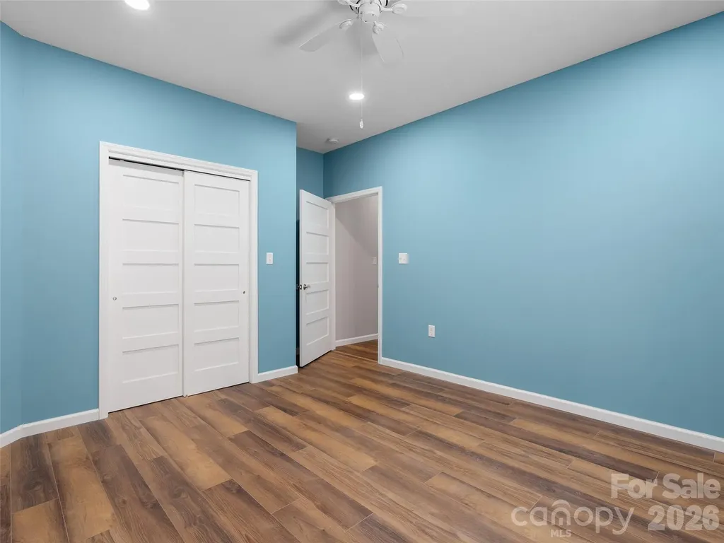 33 Freedom Drive Waynesville NC 28786