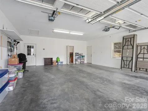 33 Freedom Drive Waynesville NC 28786