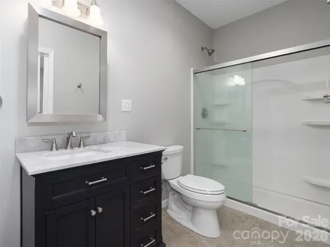 33 Freedom Drive Waynesville NC 28786