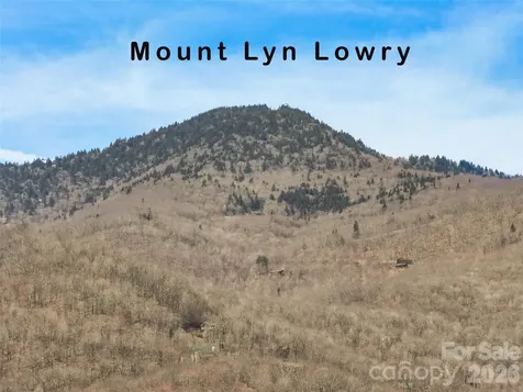 33 Freedom Drive Waynesville NC 28786