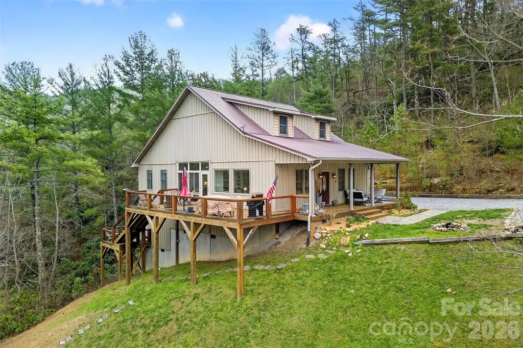 182 Baby Fox Drive Marion NC 28752