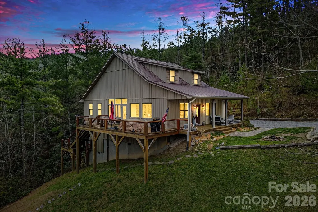 182 Baby Fox Drive Marion NC 28752