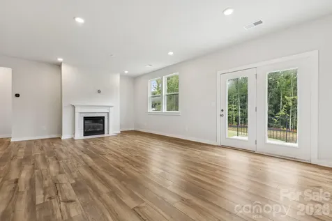 10011 Manor Vista Trail Kannapolis NC 28027