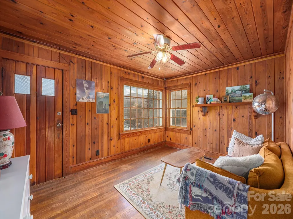 20 Zemery Lane Waynesville NC 28786