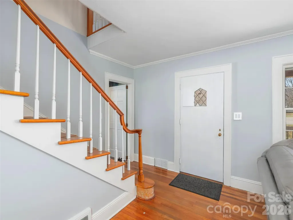 20 Zemery Lane Waynesville NC 28786
