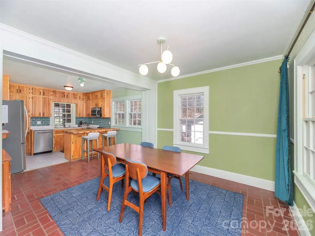 20 Zemery Lane Waynesville NC 28786