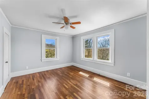 100 Bradley Street Asheville NC 28806