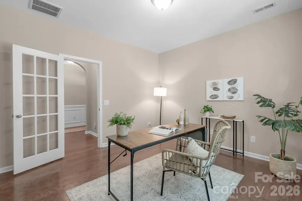 4419 Forest Gate Lane Charlotte NC 28270