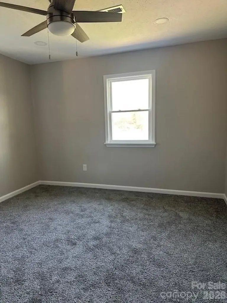 623 Oak Grove Road Kings Mountain NC 28086